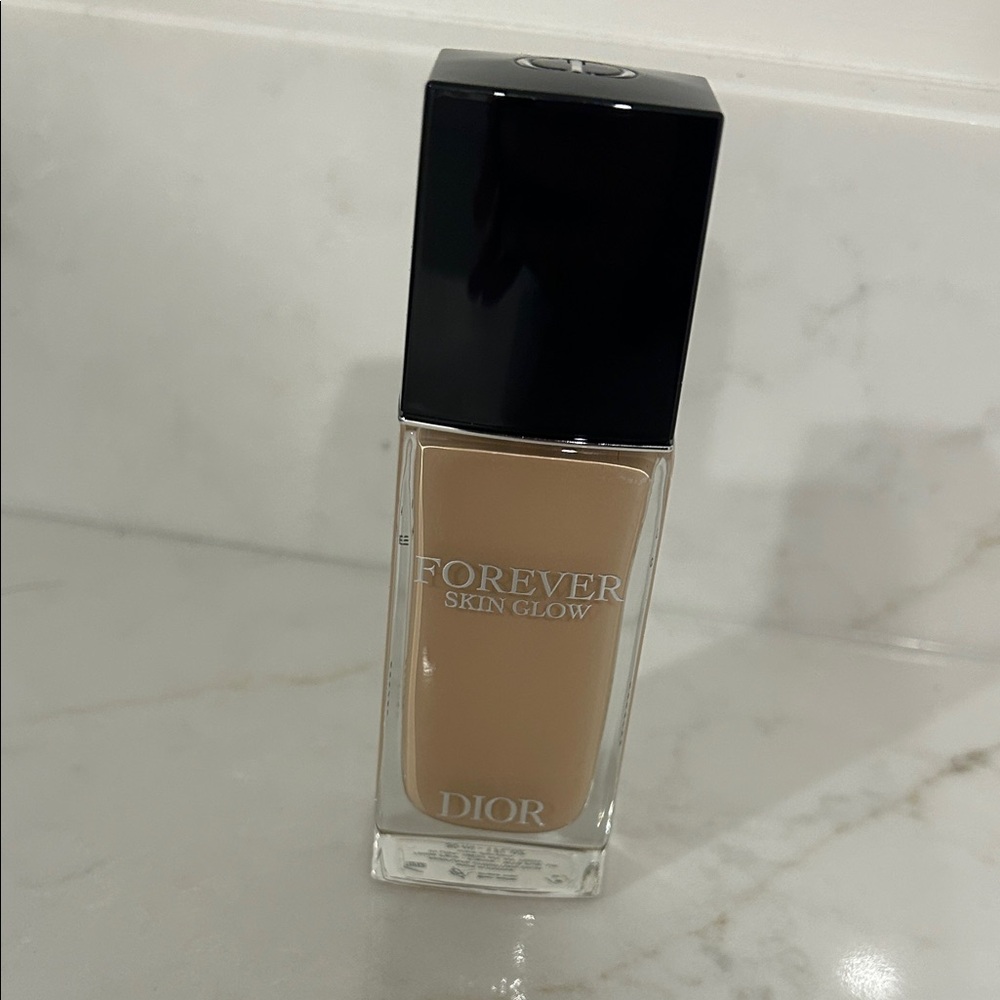 Dior Forever Skin Glow Foundation - Tan